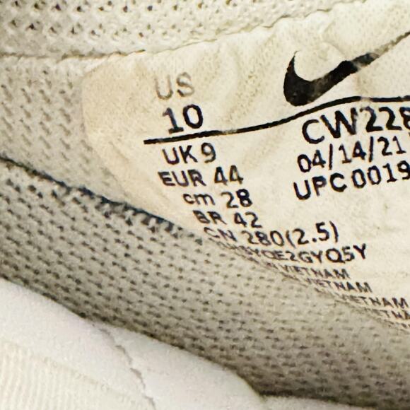 Nike Shoes Mens 10 White Leather Air Force 1 07 Low Top Athletic Classic Sneaker - Picture 8 of 9